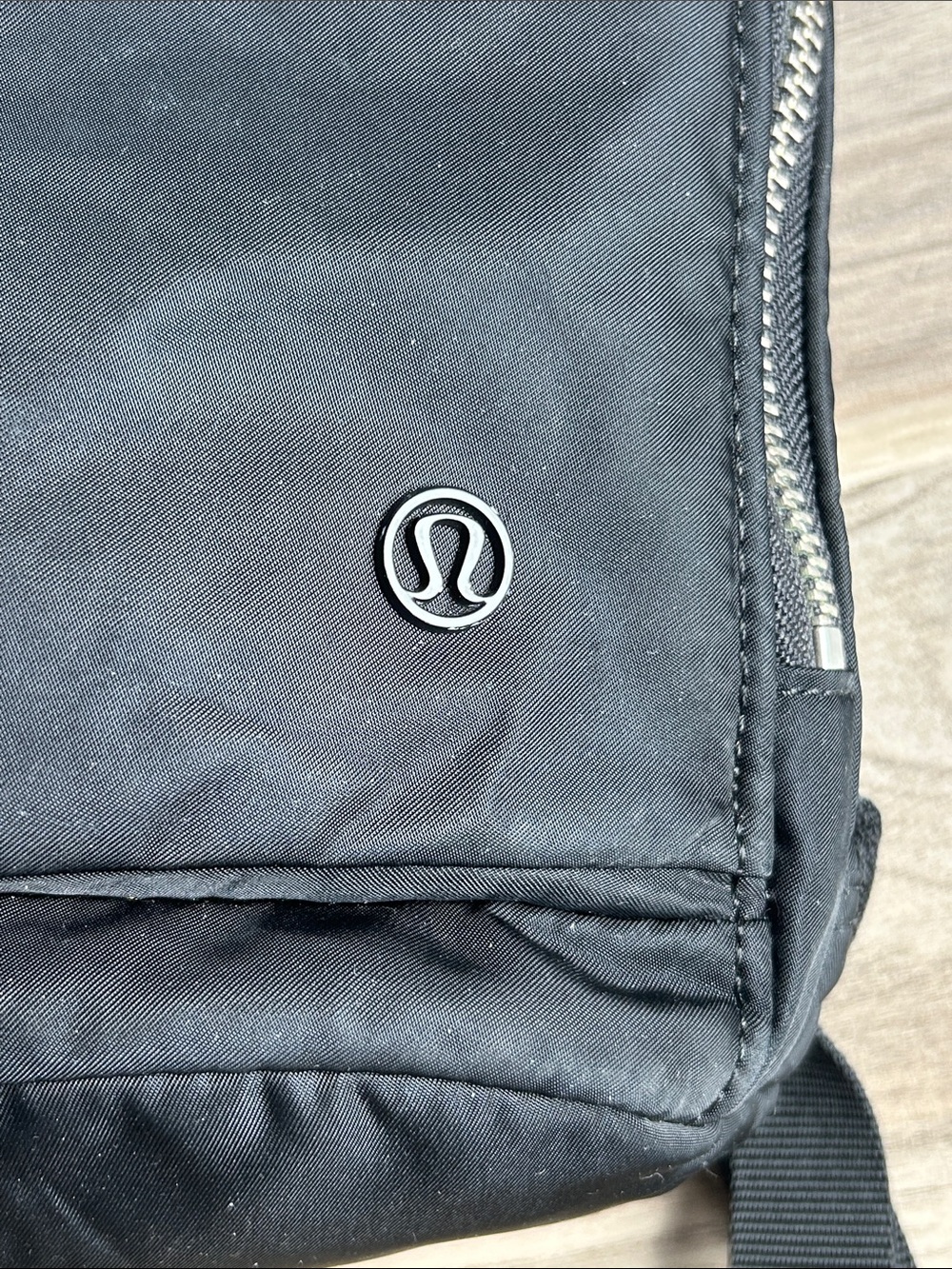 Lululemon Carry Onward Rucksack - Picture 4 of 12